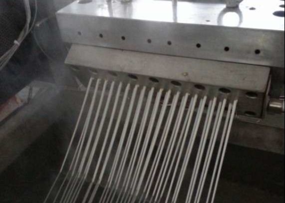 Einzel-Schrauben-Pelletisierungs-Maschine für HDPE 1