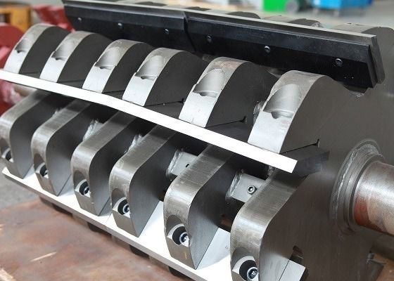 Schwere leistungsfähige überschüssige Plastikzerkleinerungsmaschine 1200KG H