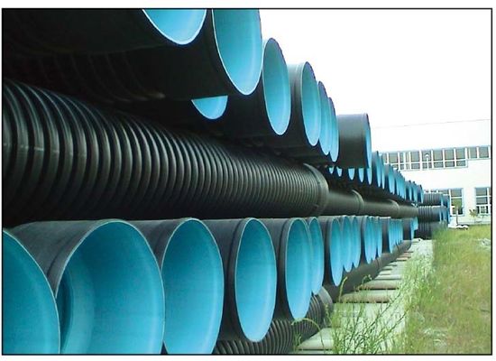 HDPE pp. doppel-wandige gewölbte Dwc Rohr-Verdrängungs-Maschine