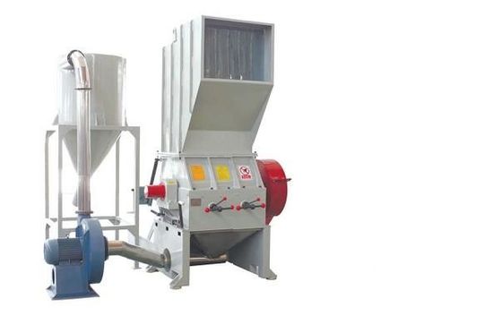 Trinkflasche, die überschüssige Plastikzerkleinerungsmaschine aufbereitet