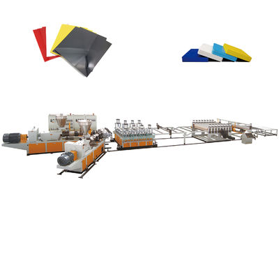 Brett-Verdrängungs-Linie Doppelt-Schraube 550kg/H 1220MM PVCs WPC