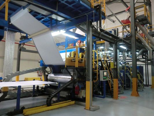 6000 8000MM HDPE wasserdichte Blatt-Fertigungsstraße
